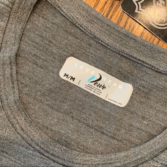 New LEVELWEAR St Louis Blues Hockey Tee Shirt M - Picture 4 of 8